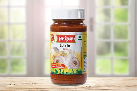 Priya Garlic Pickle 300g