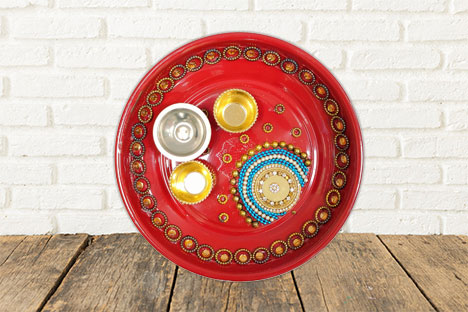 Small decorative aarti thali red