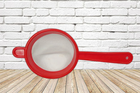 Plastic strainer